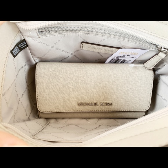 ‼️SALE‼️ Michael kors crossbody Wallet Bundle Gray - Picture 6 of 8